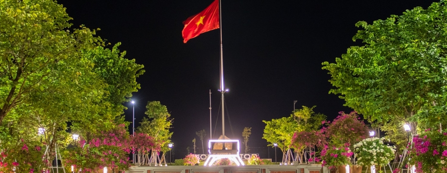 RỰC SÁNG NIỀM TỰ HÀO – NƠI SẮC CỜ TỔ QUỐC TUNG BAY ĐẦY KIÊU HÃNH